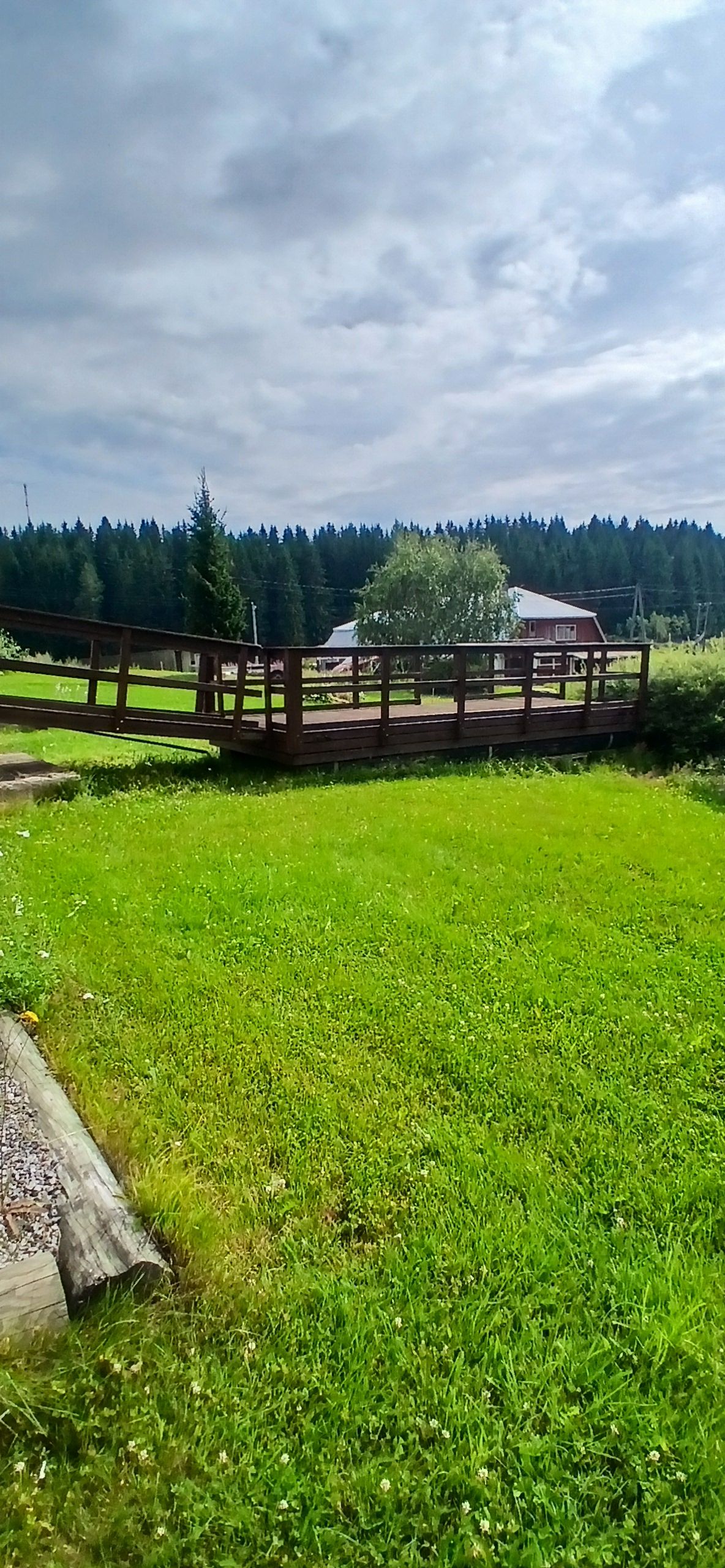 Image 4/9