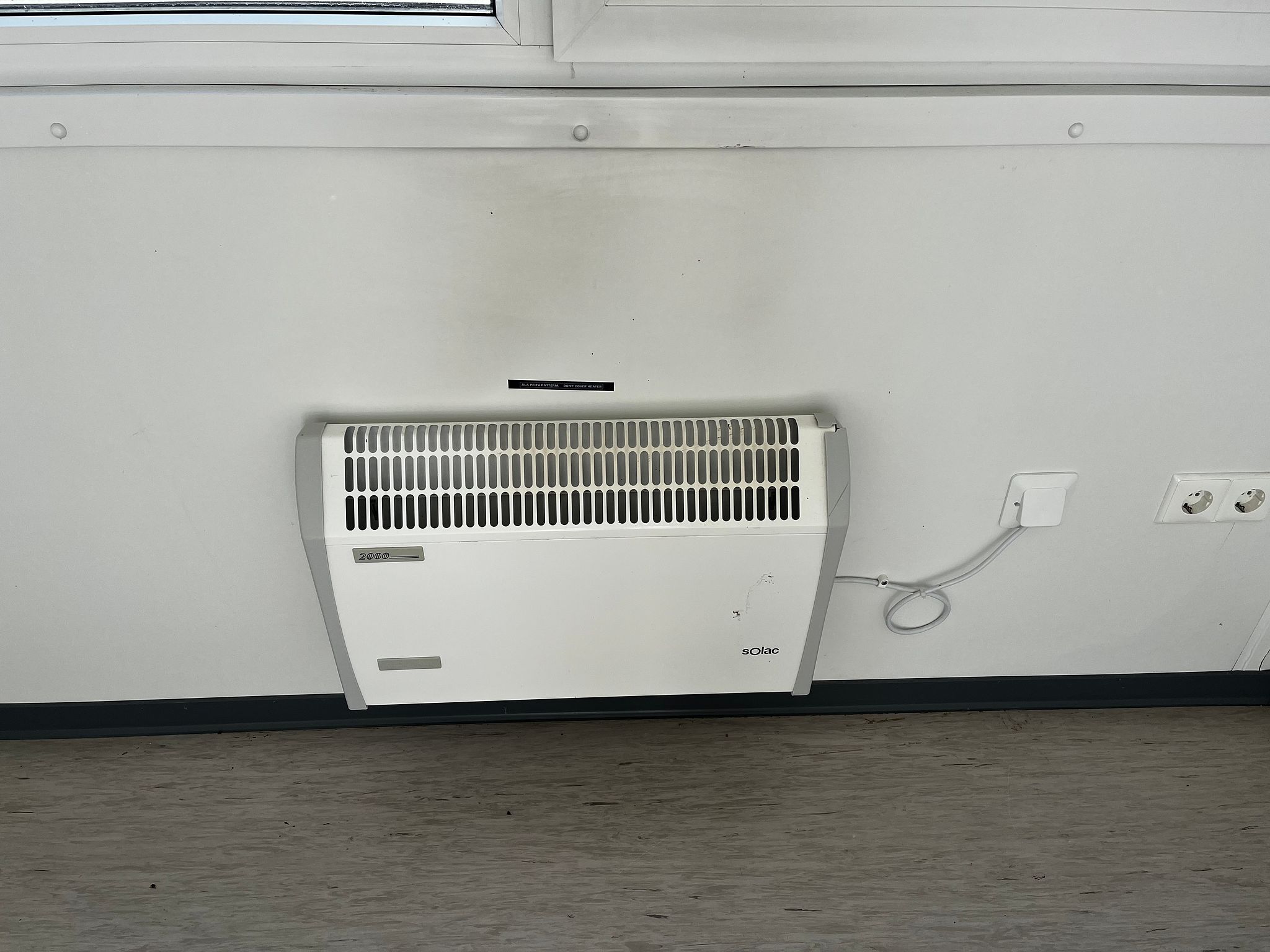 Image 10/12
