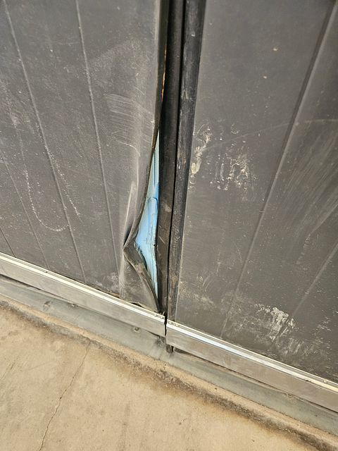 Image 5/6