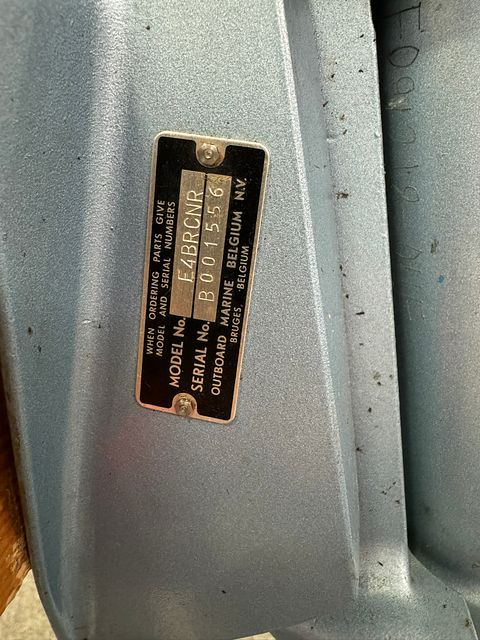 Image 8/8