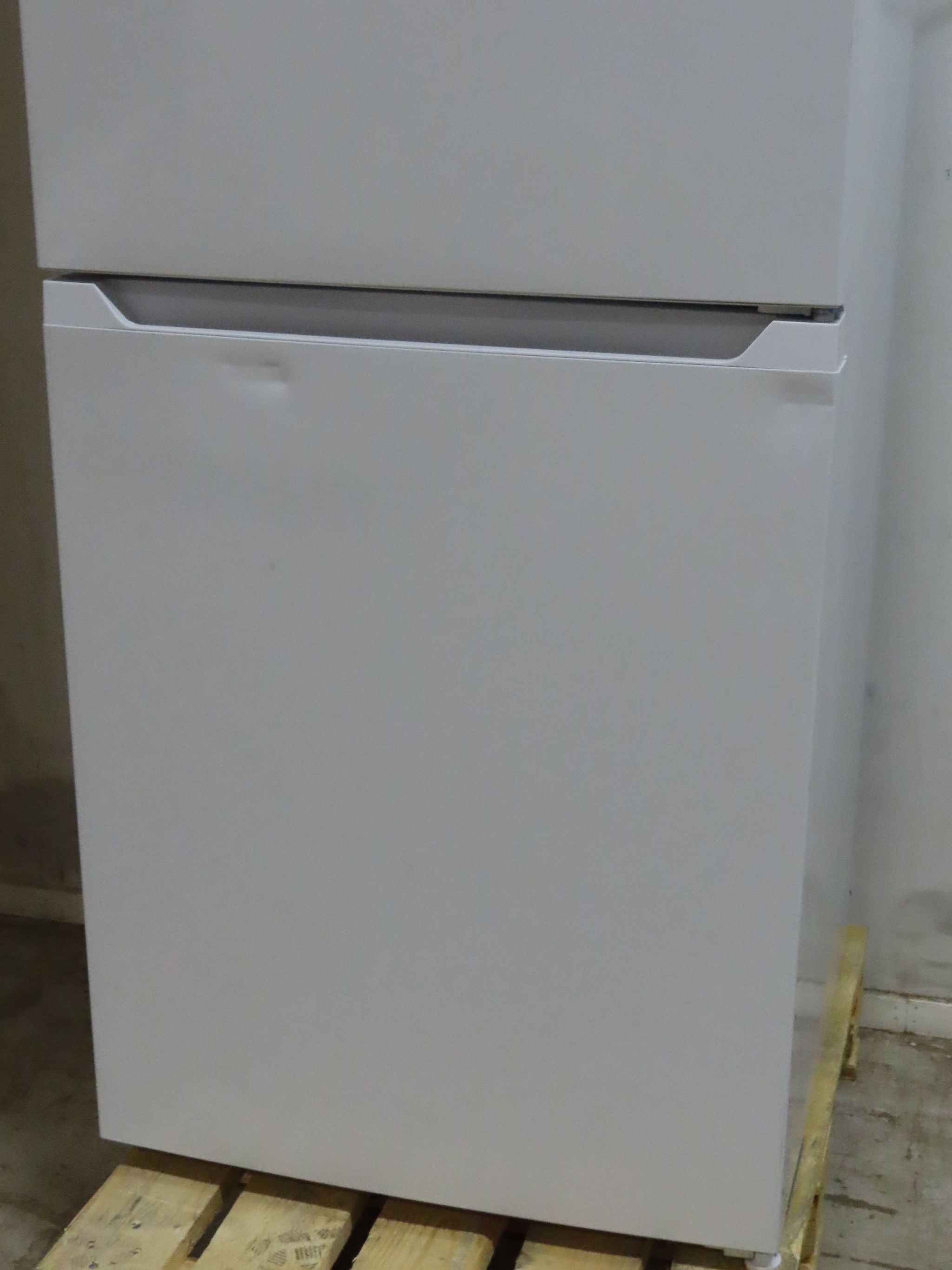 Image 3/4