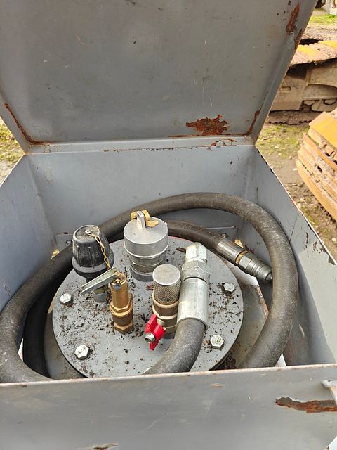 Image 3/4