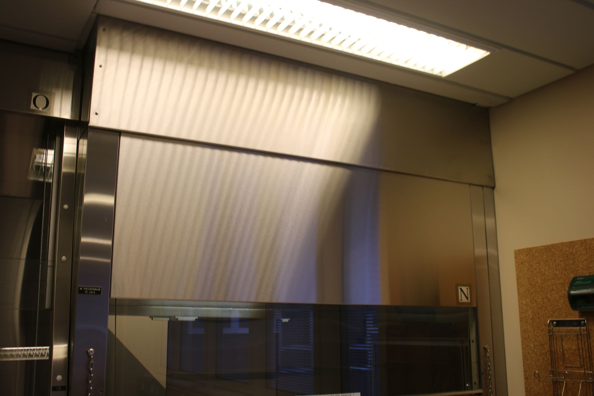 Image 7/19