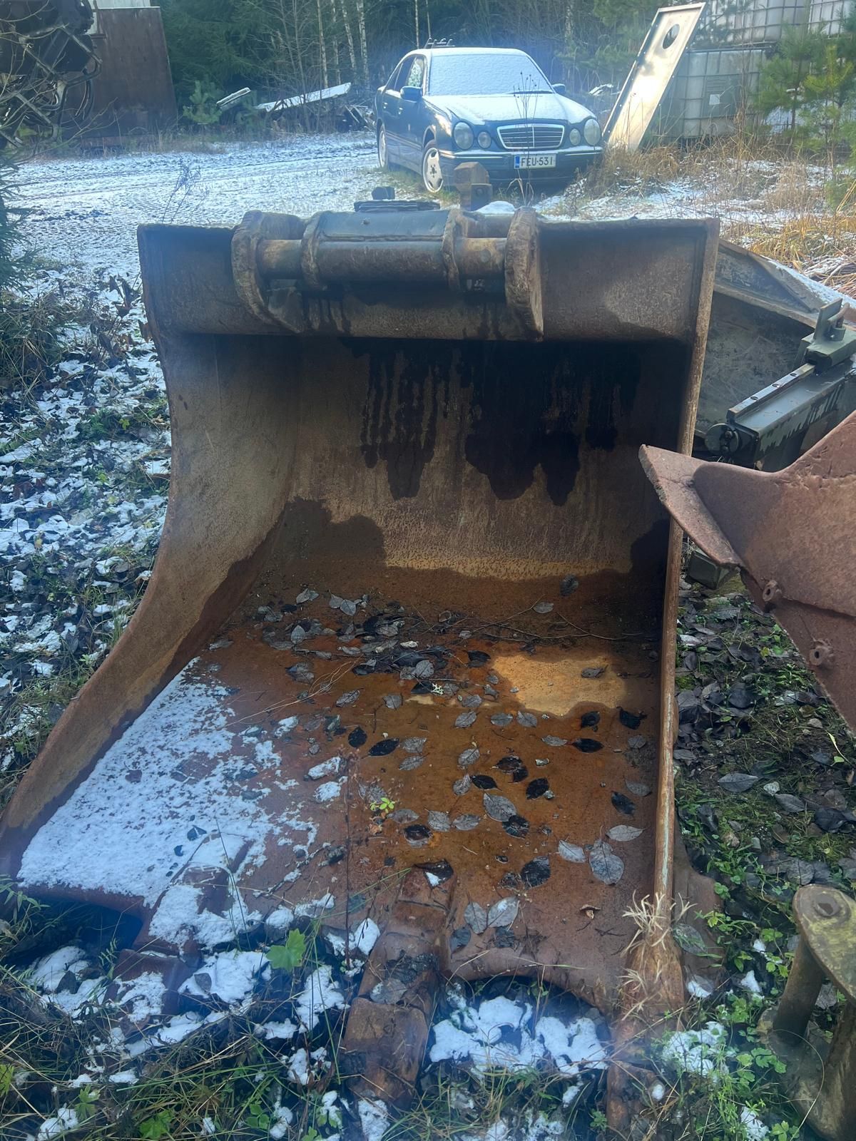 Image 1/3