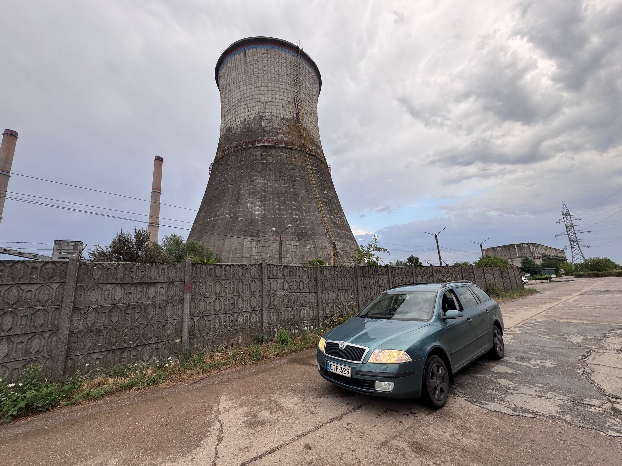 Image 28/59