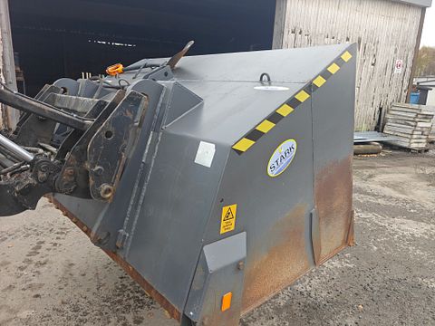 Image 3/9