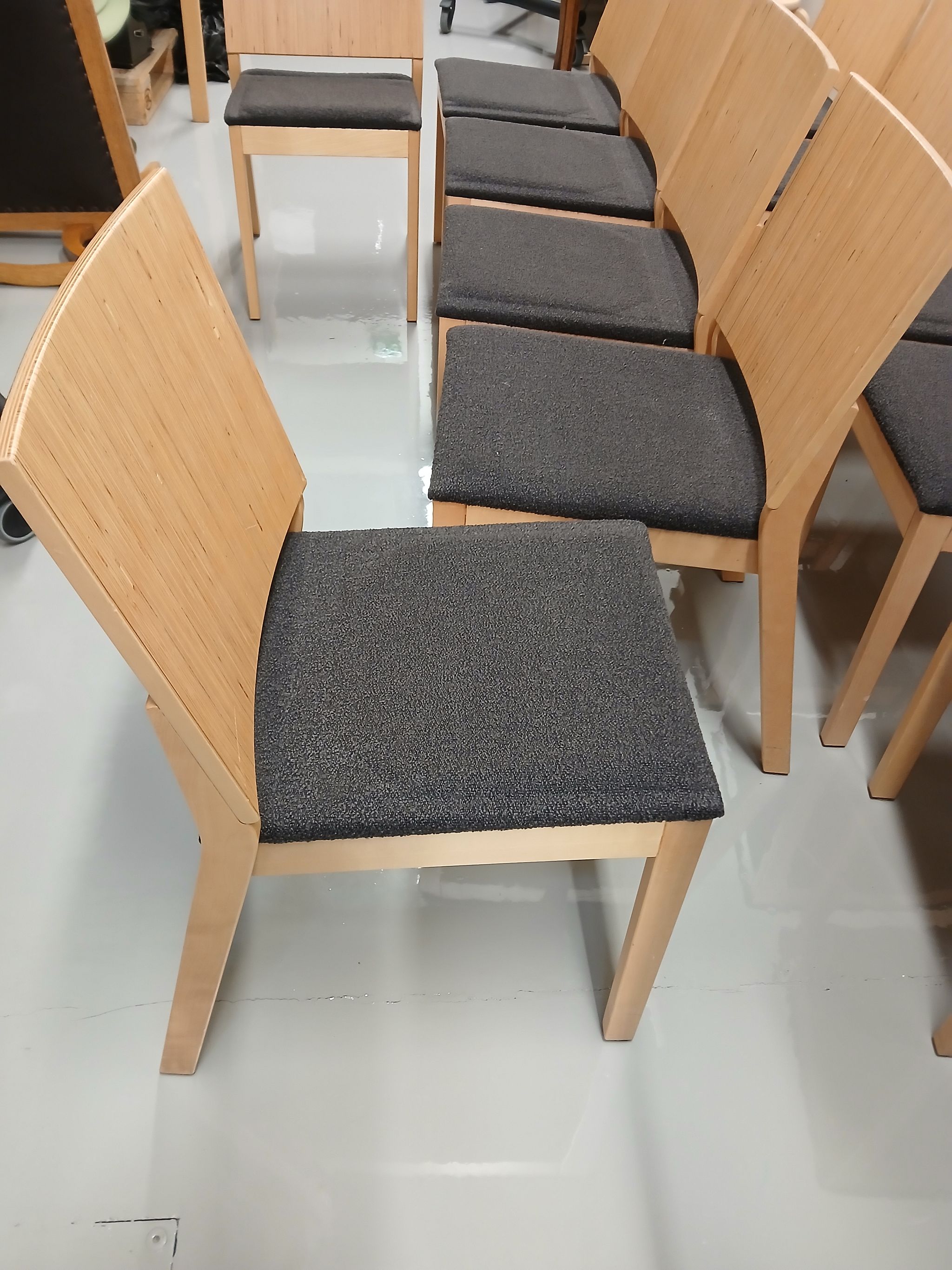 Image 13/21