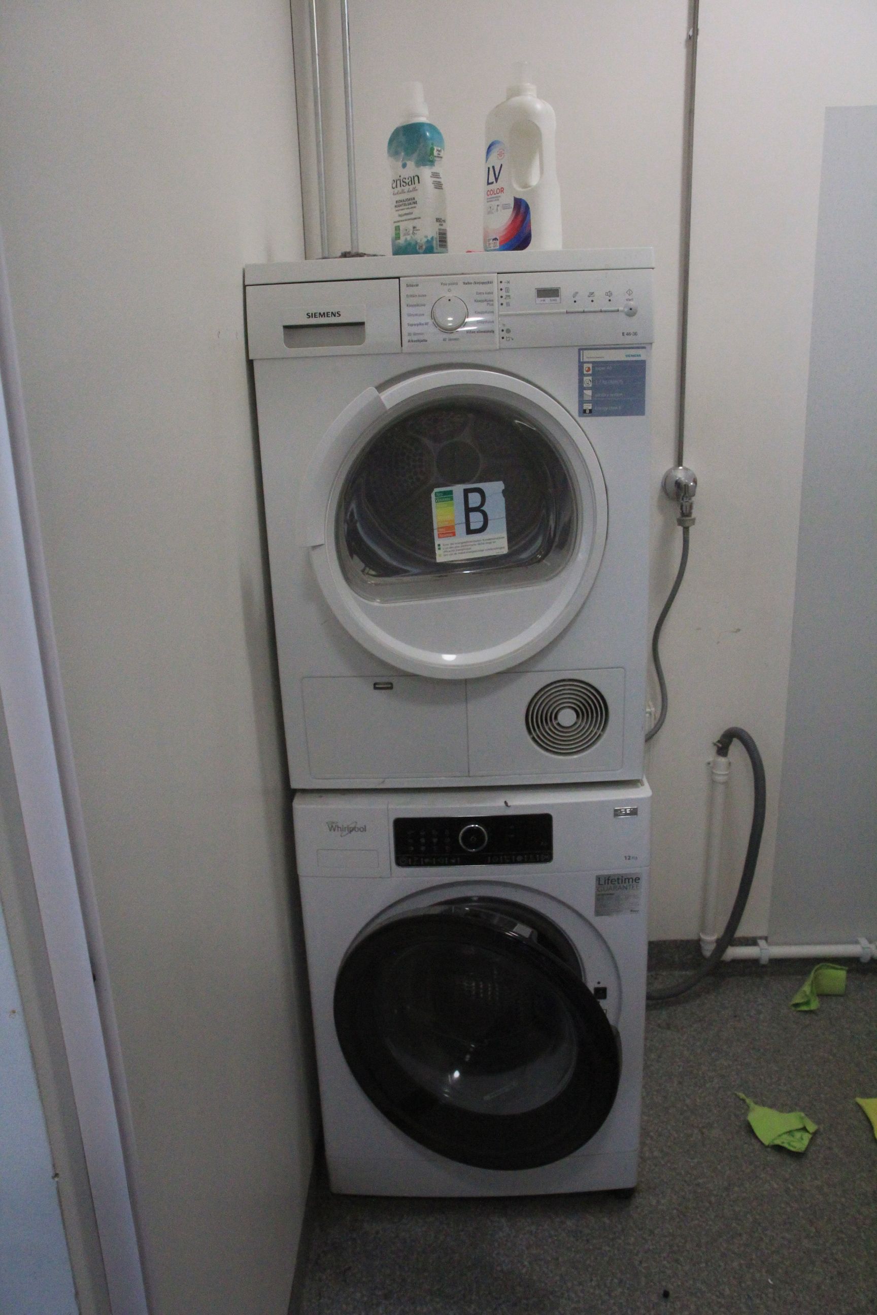 Image 4/10
