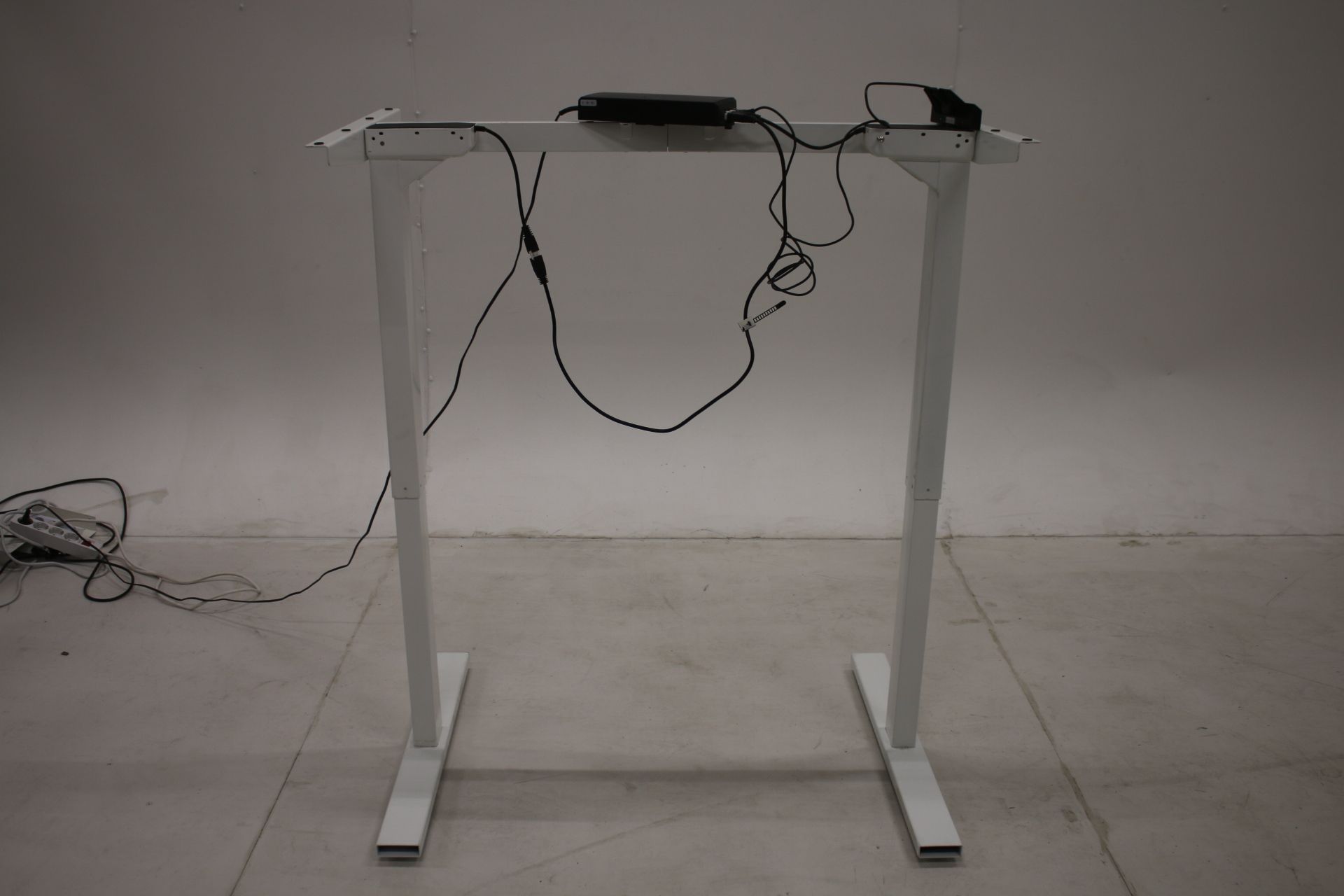 Image 3/9