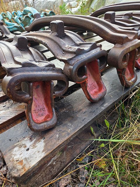 Image 6/11