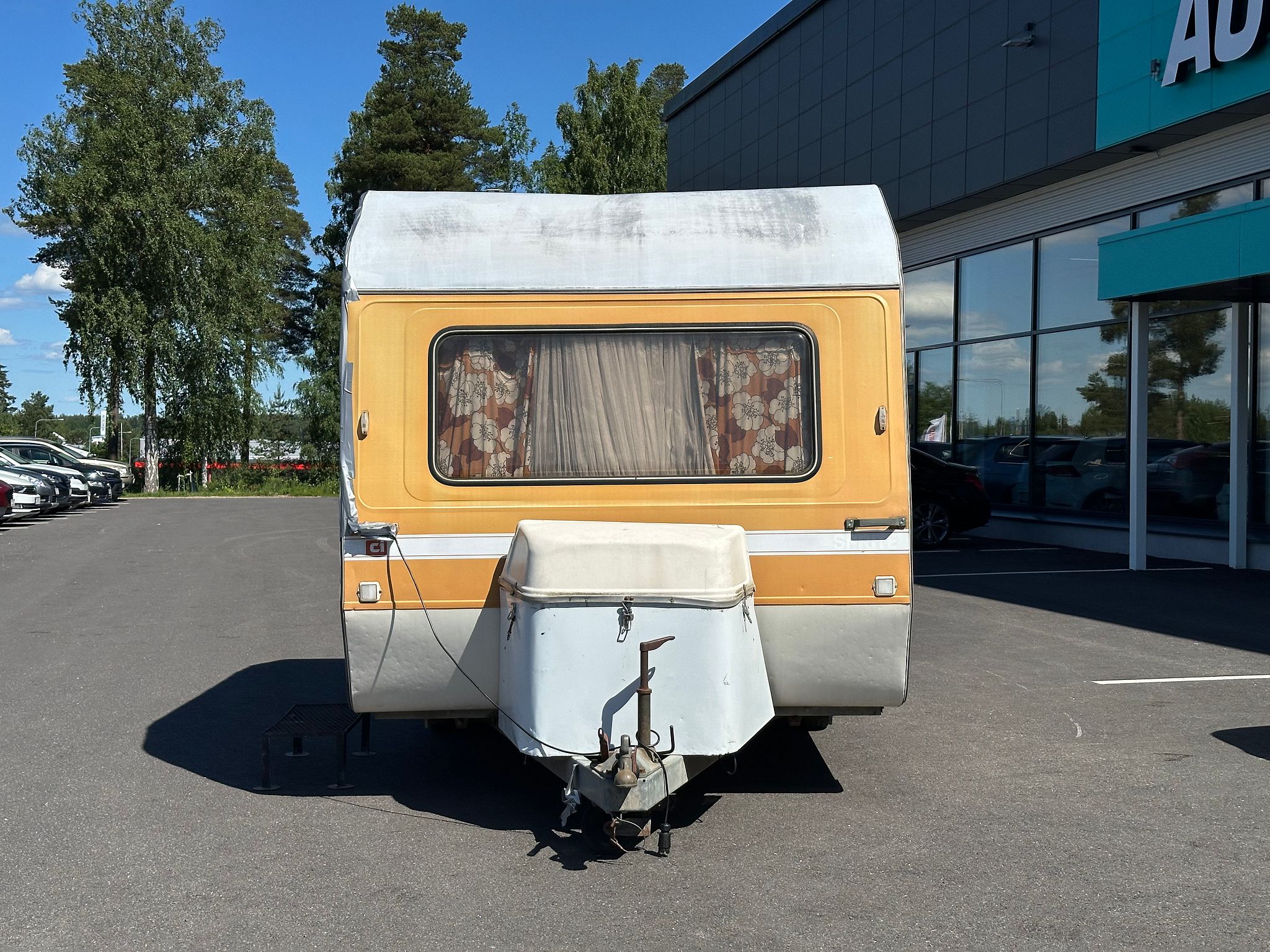 Image 6/20