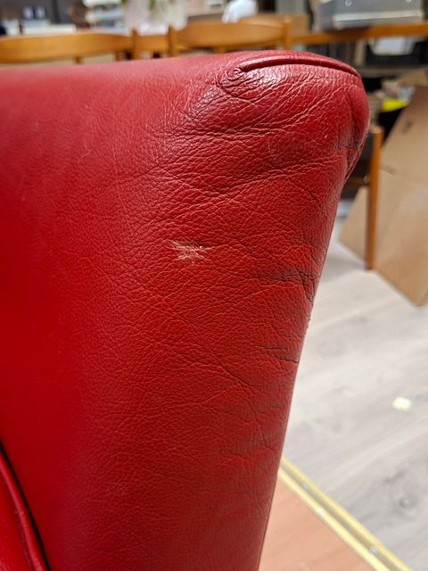 Image 6/9