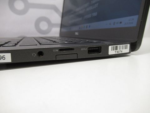 Image 6/10