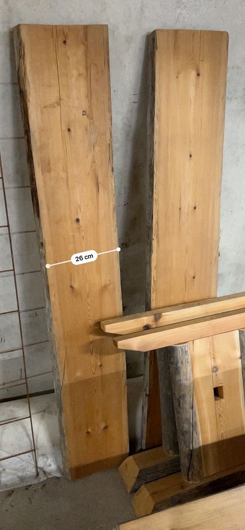 Image 2/8