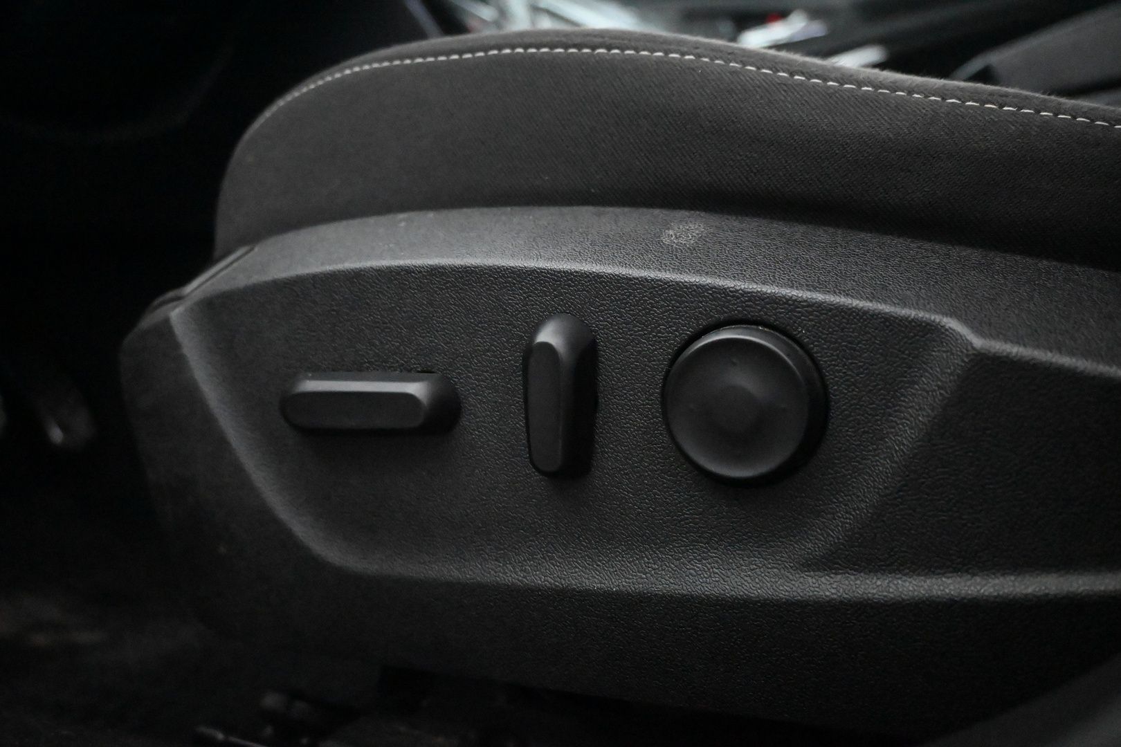 Image 35/41