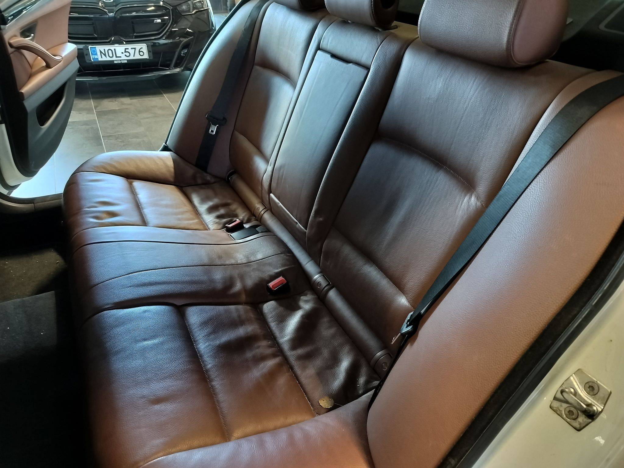 Image 23/45