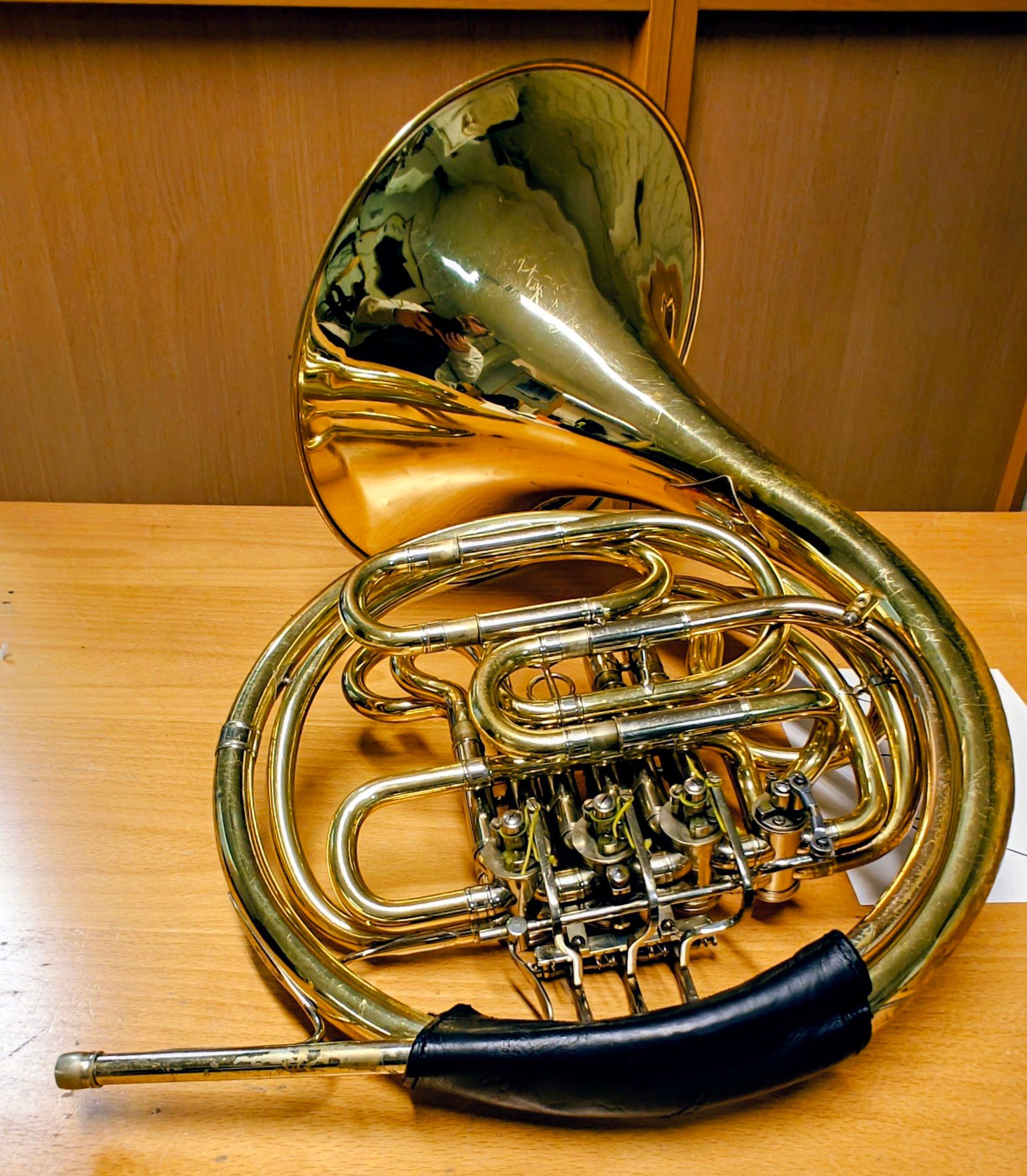 Image 7/9