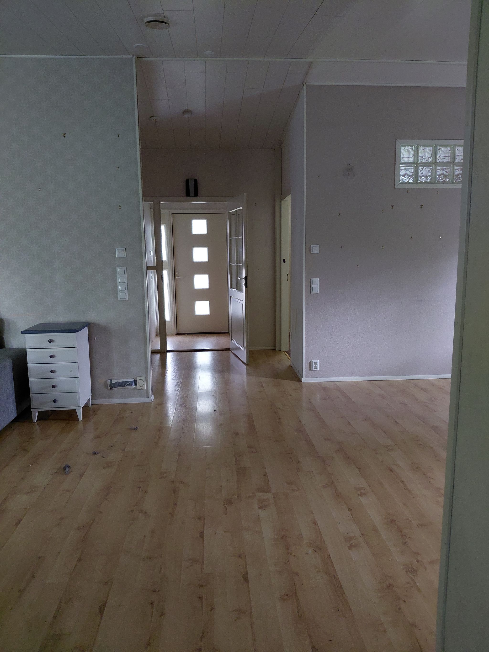 Image 24/46
