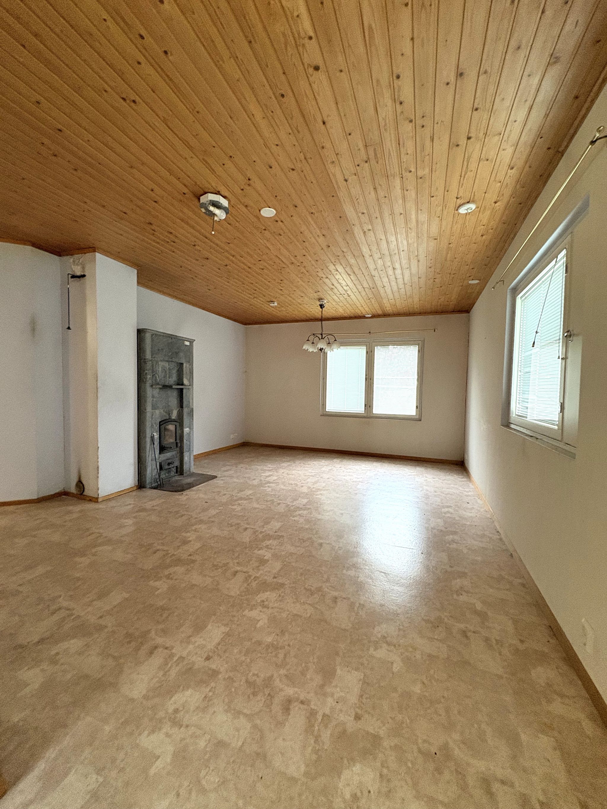 Image 6/14