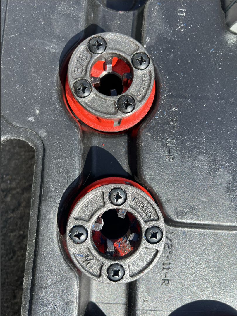 Image 6/6