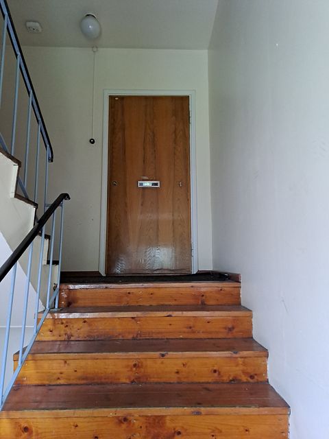 Image 2/23