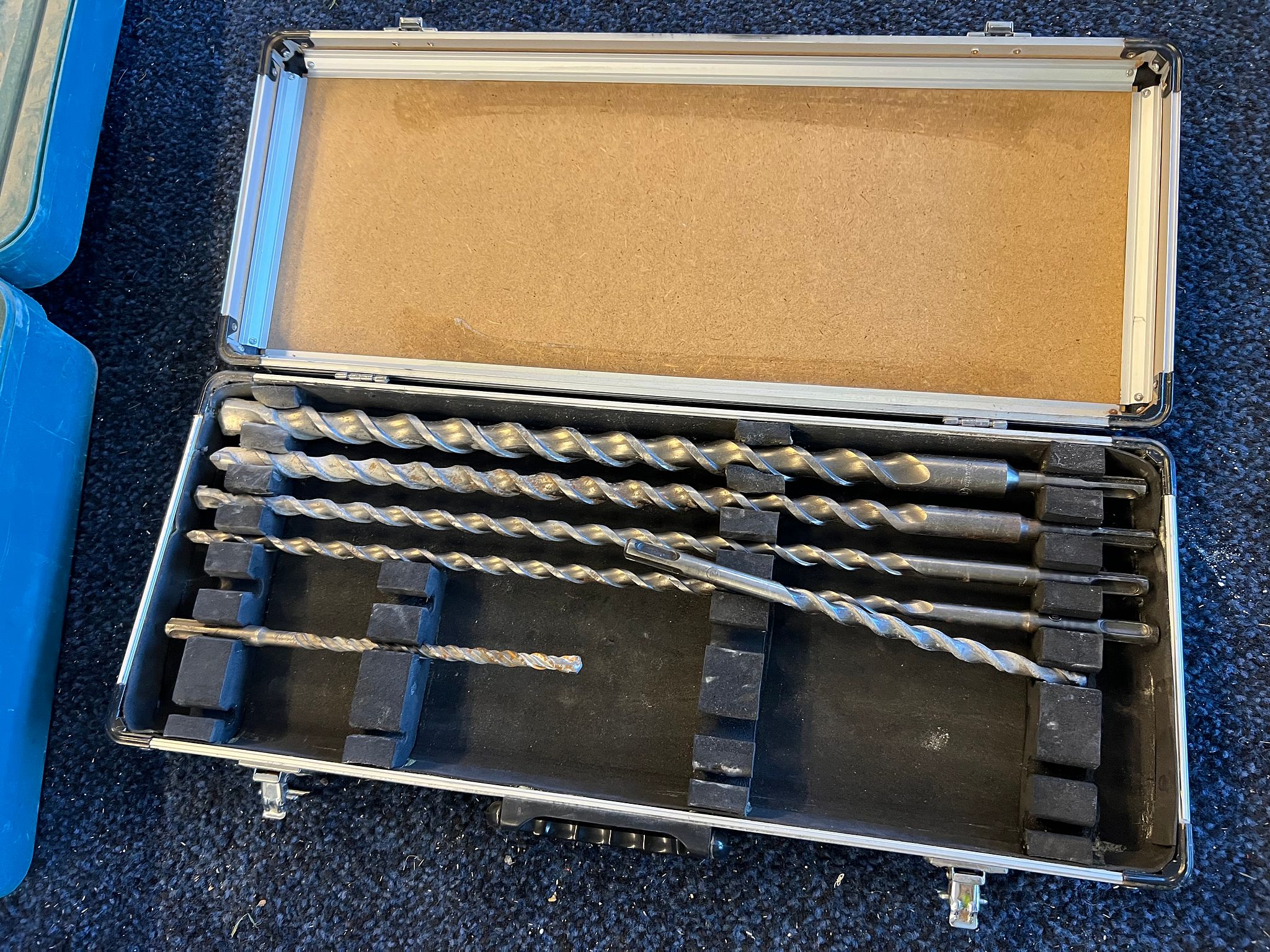 Image 3/10