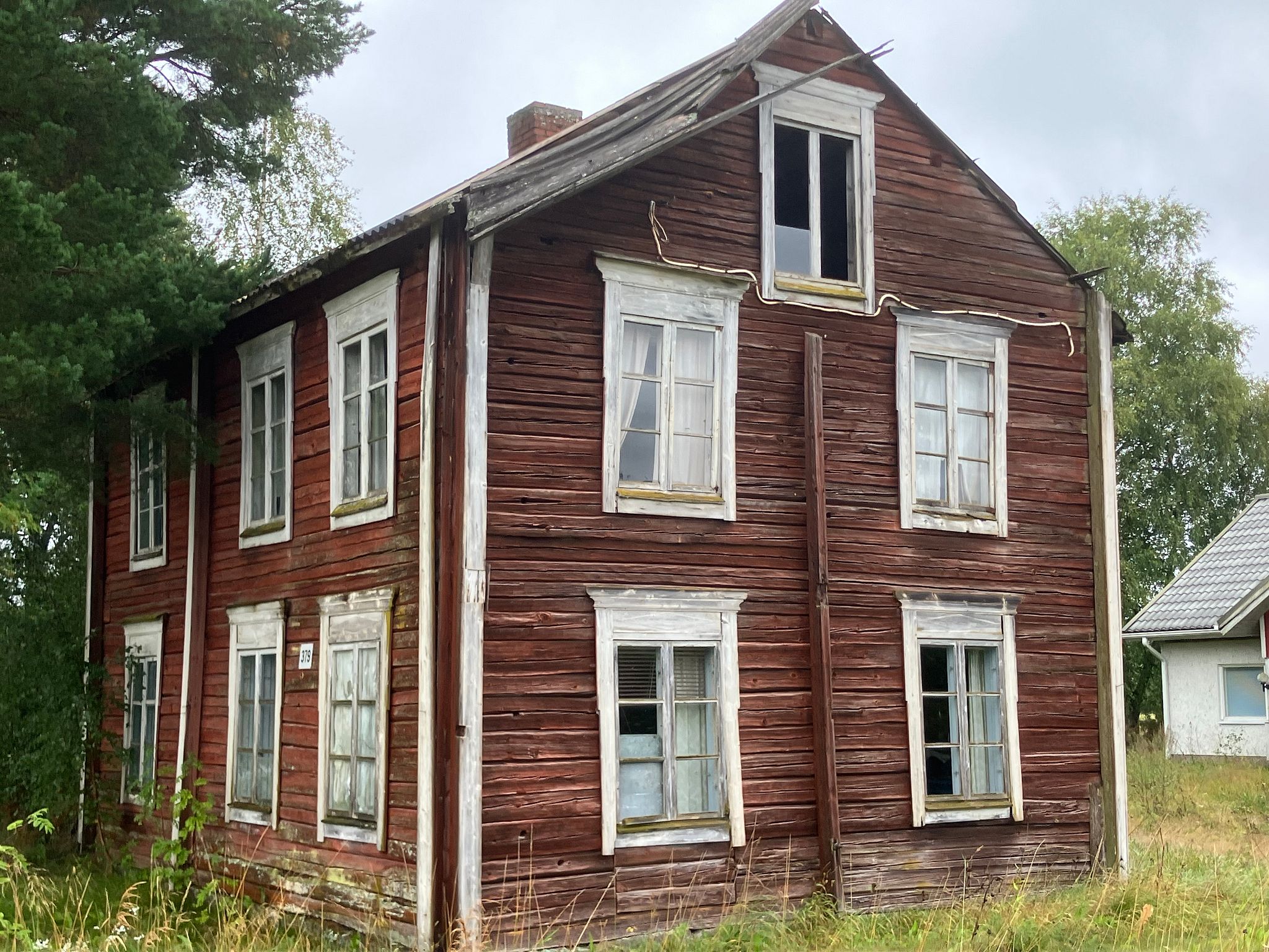 Image 14/14