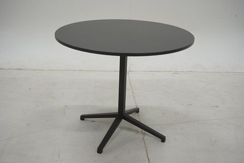 Image 9/10