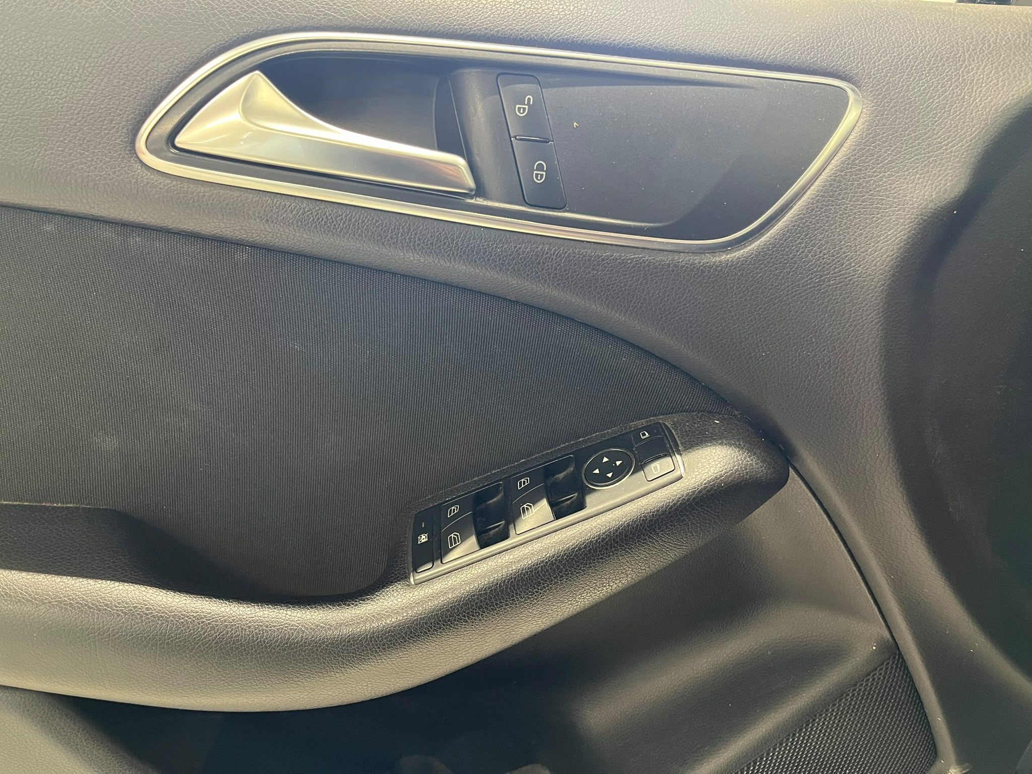 Image 10/29