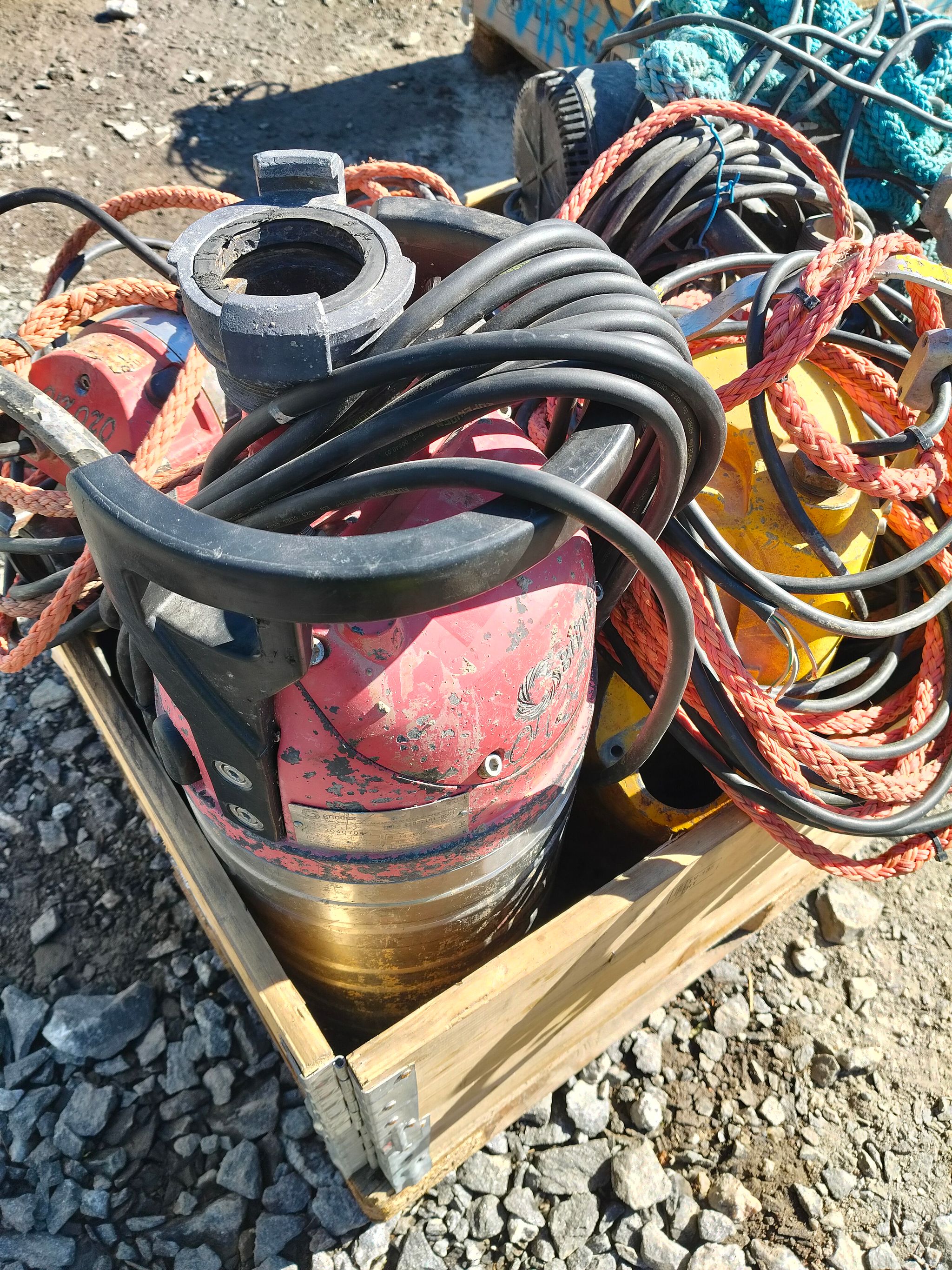 Image 6/11