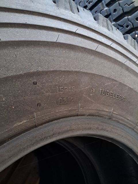 Image 3/3