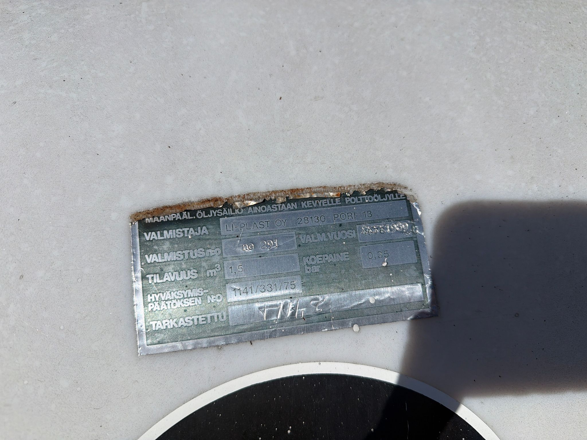 Image 3/6