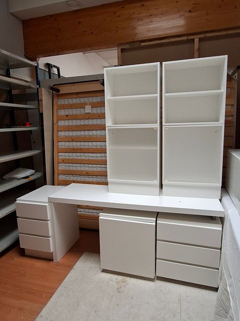 Image 1/2