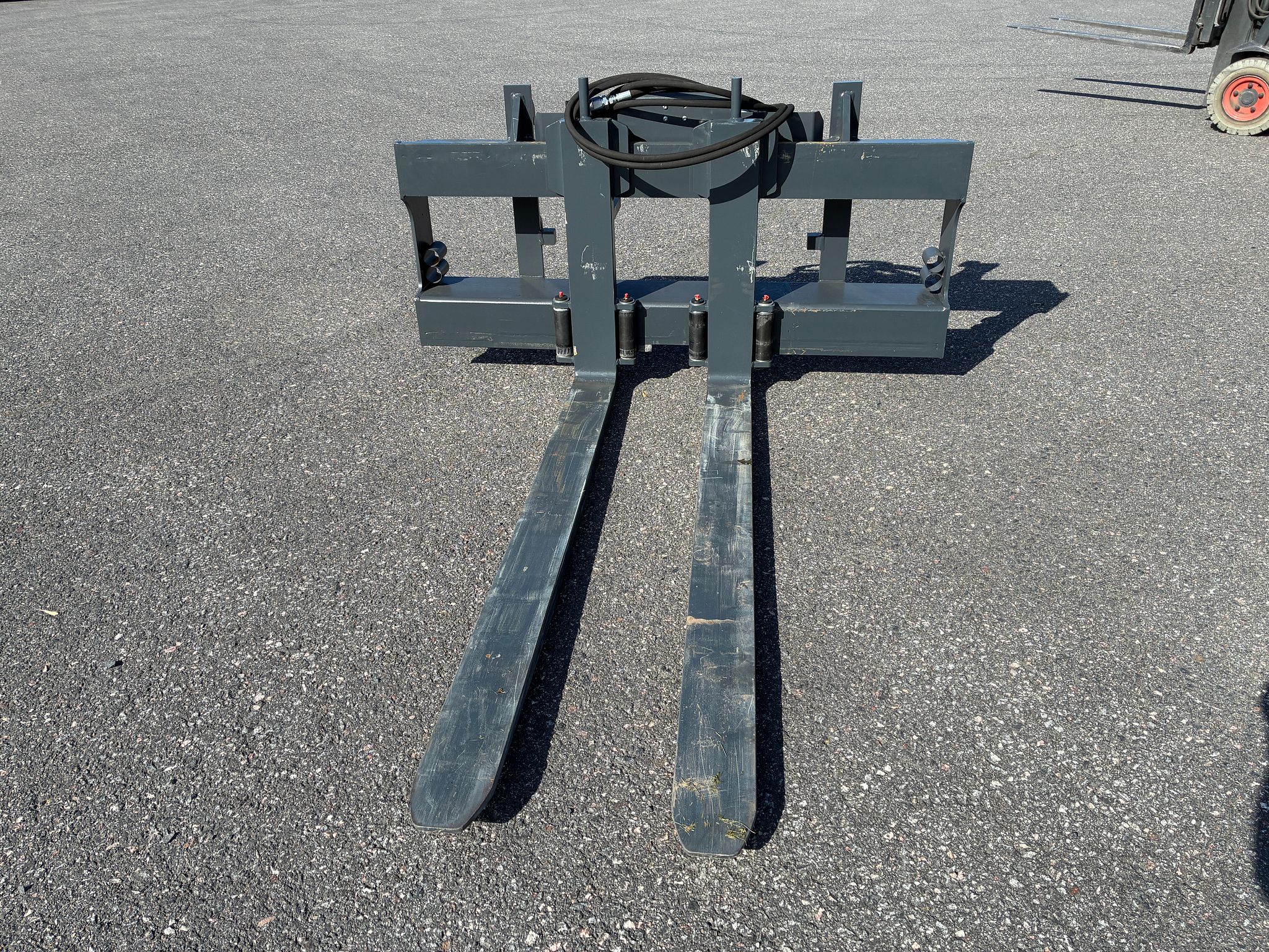 Image 1/7