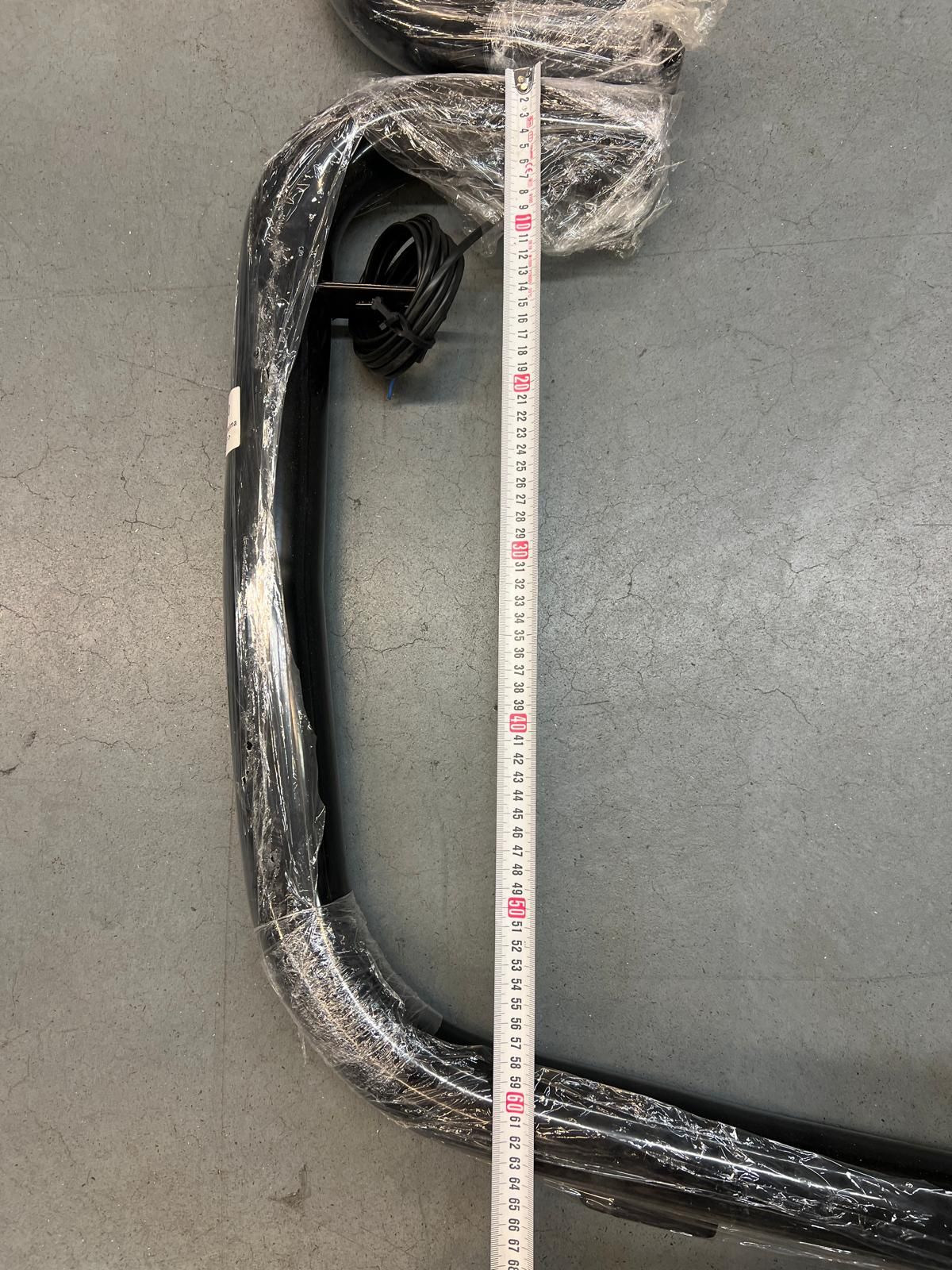 Image 4/4