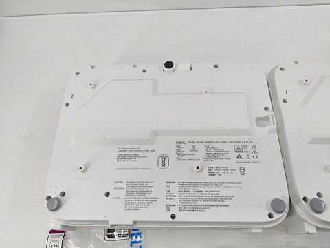 Image 4/6