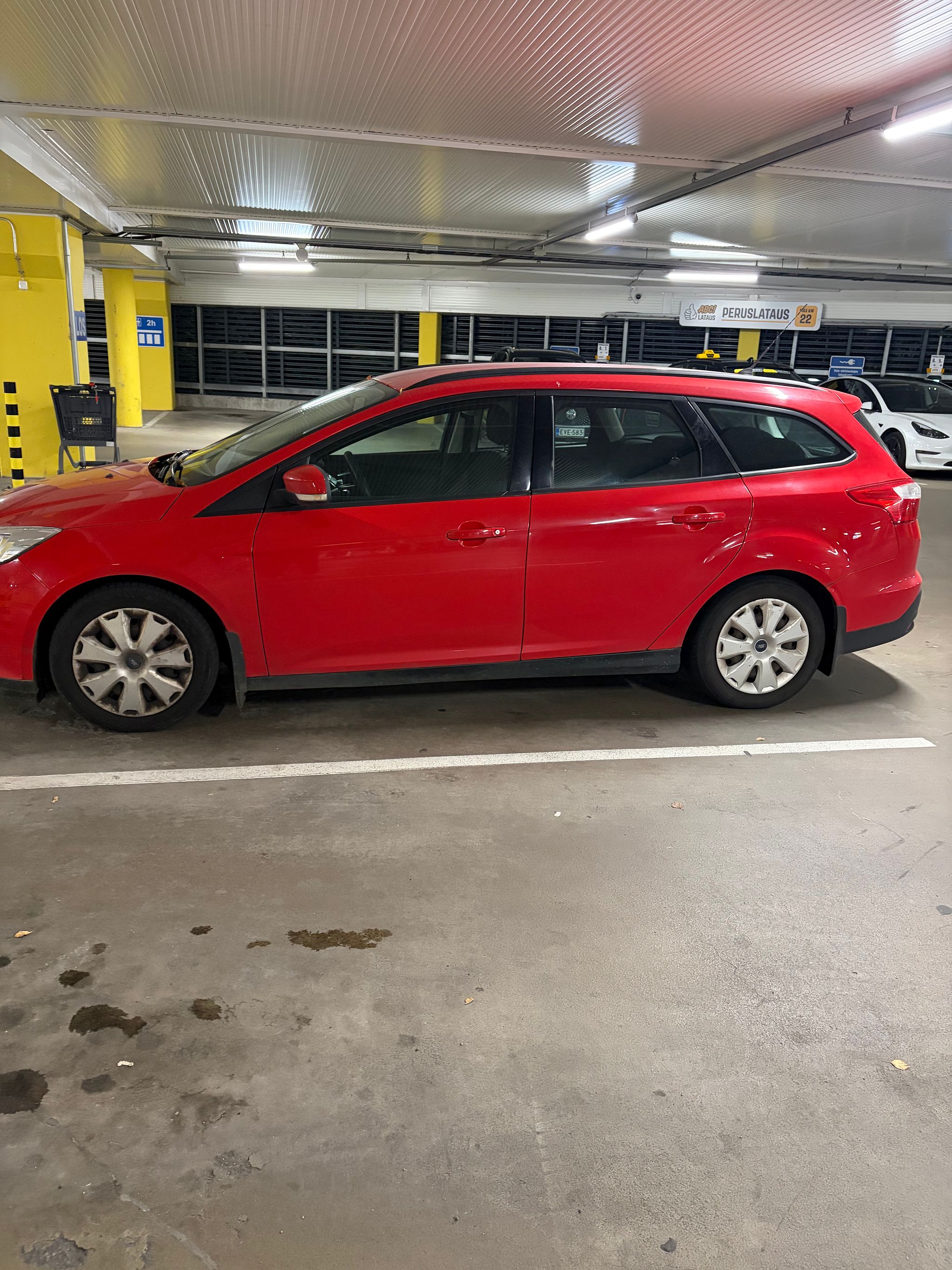 Image 3/12