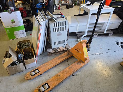 Image 1/5