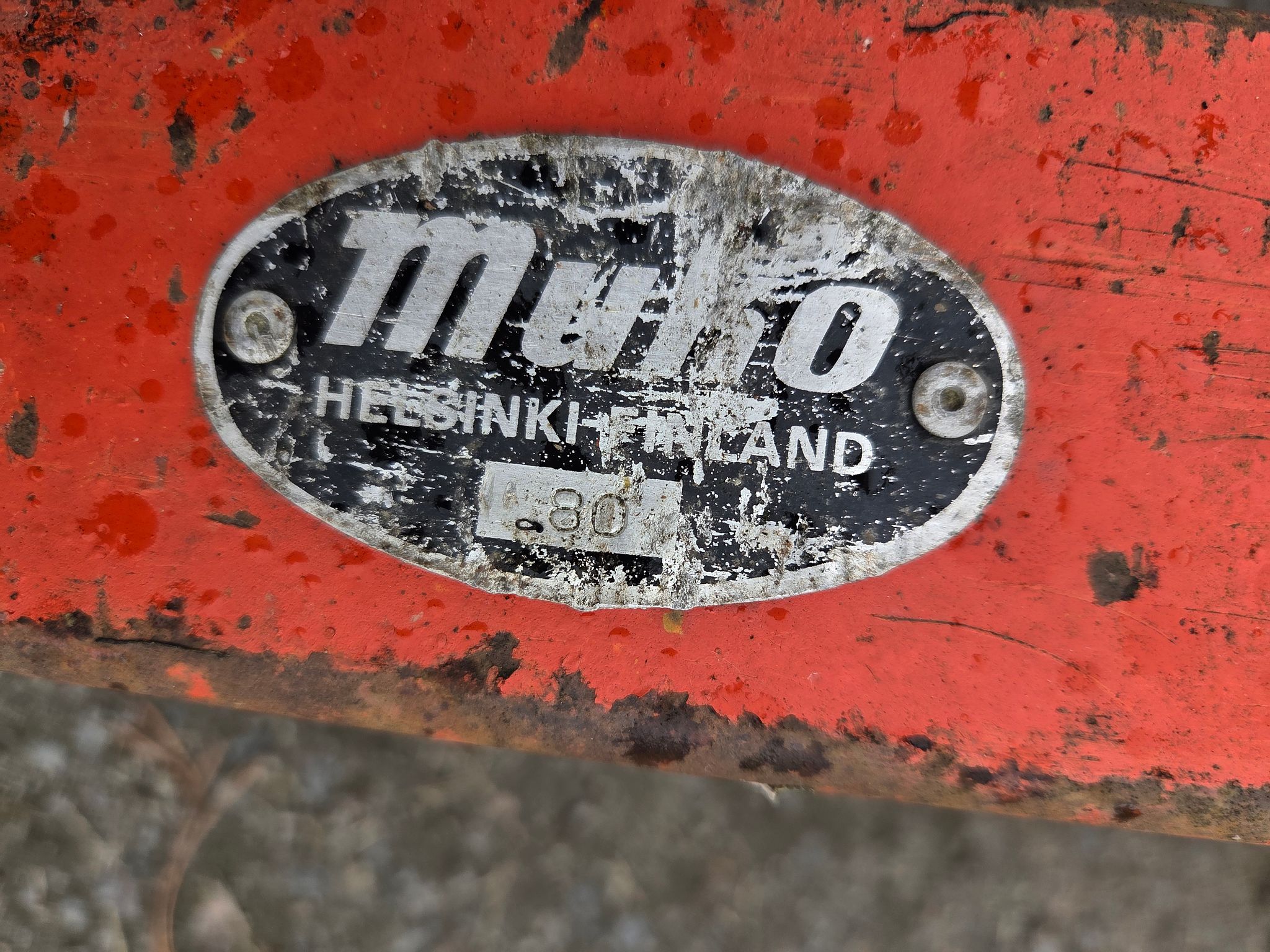 Image 8/8
