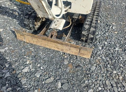 Image 8/15