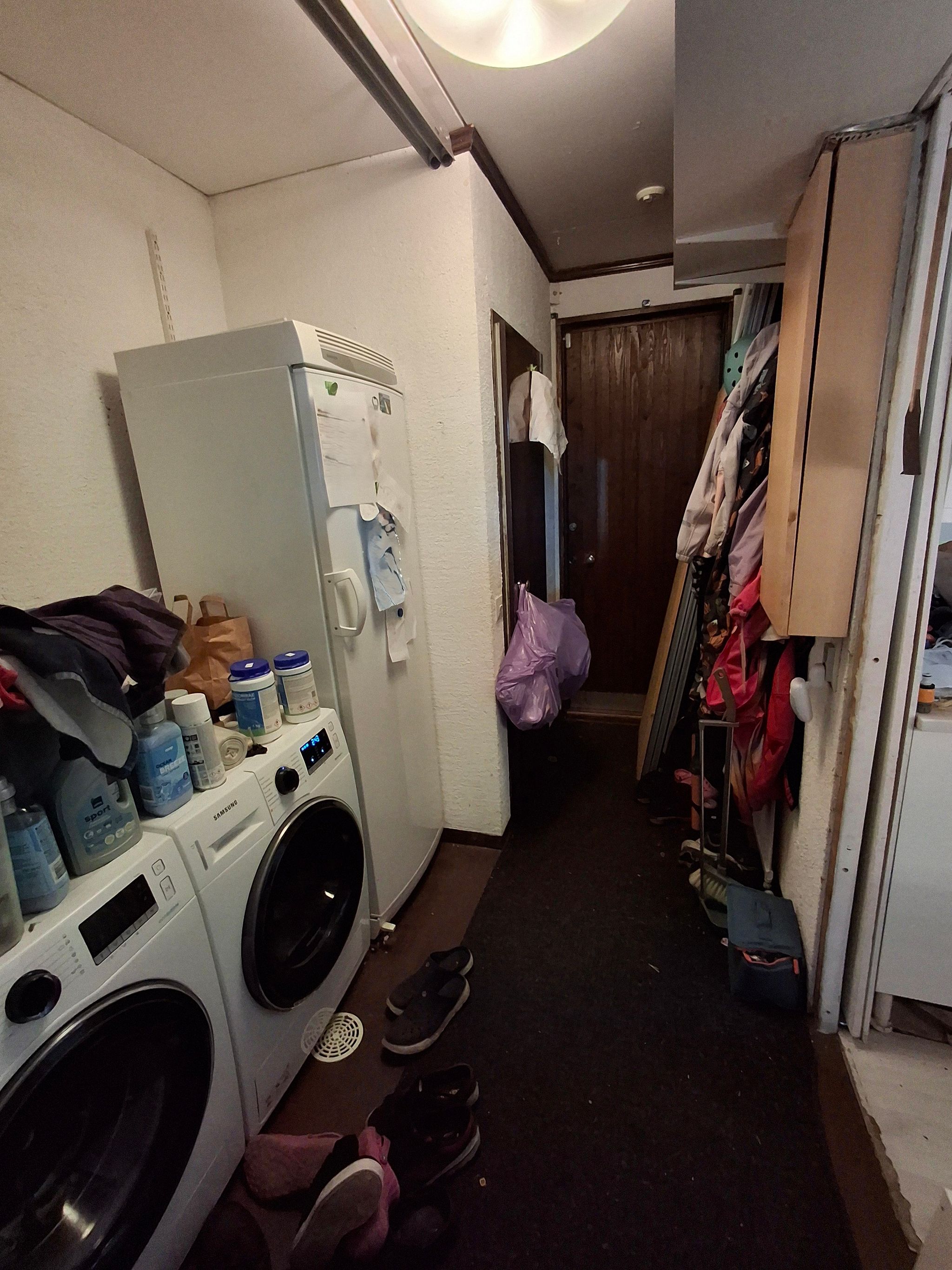 Image 7/23