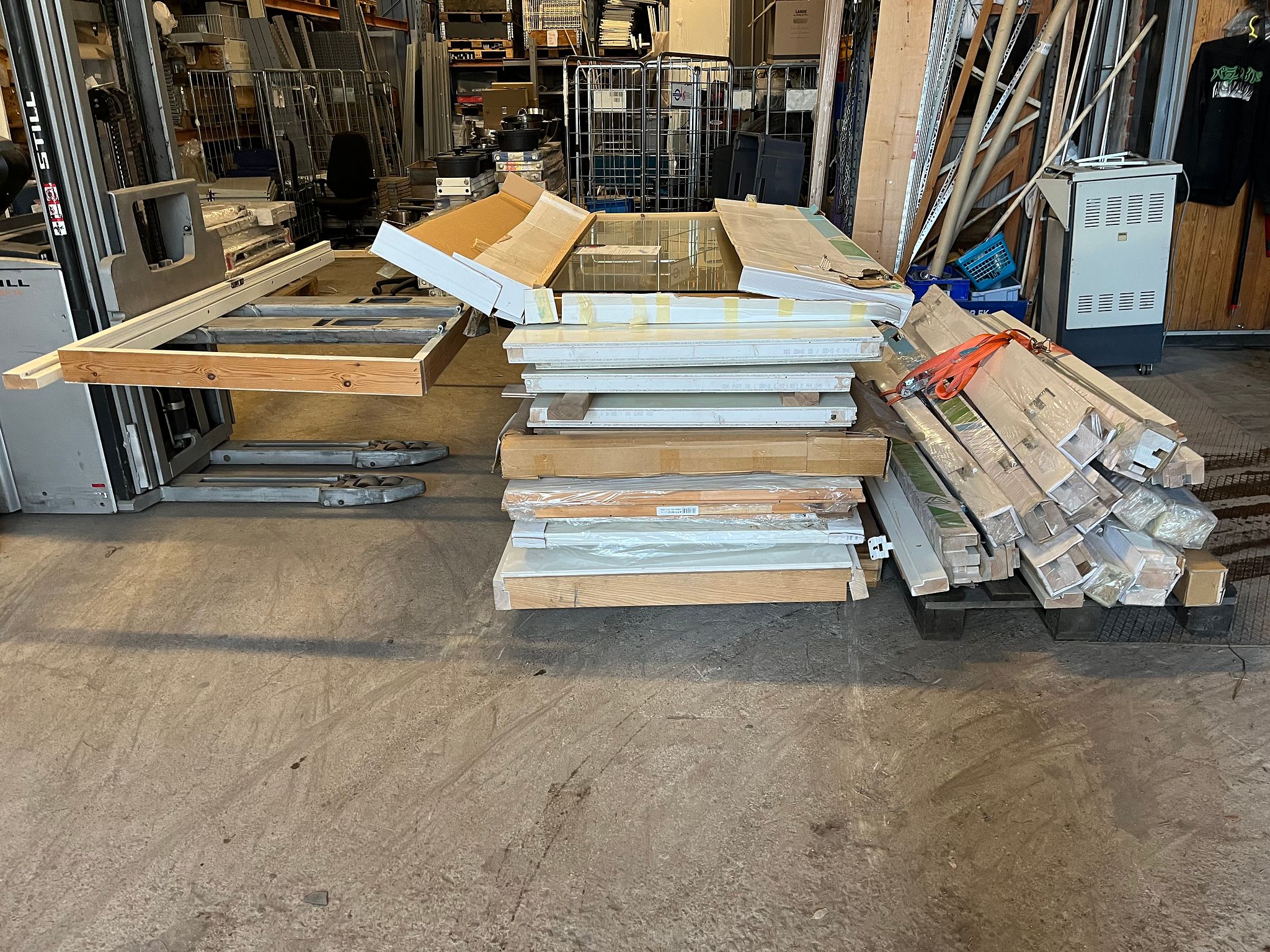 Image 2/39