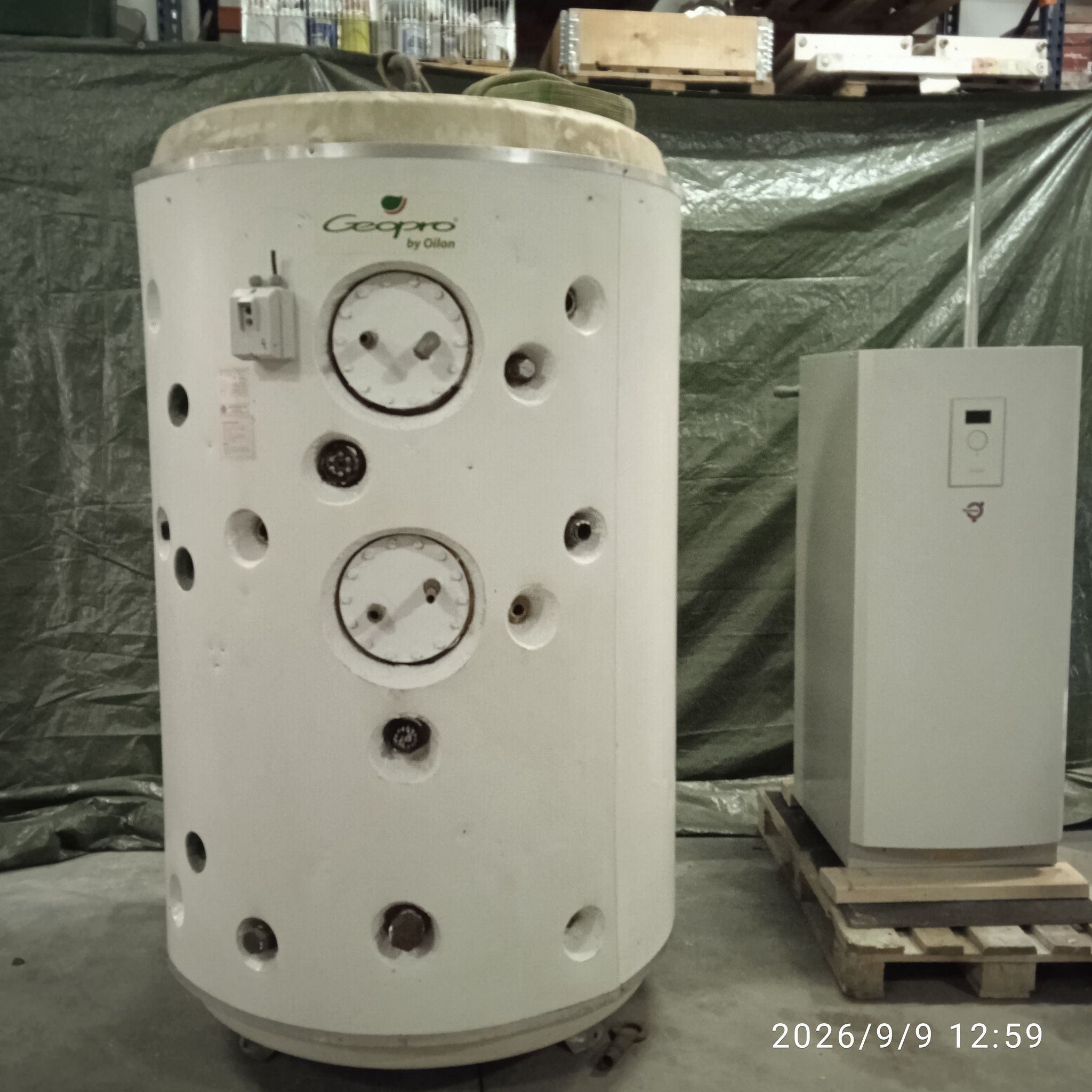 Image 1/7