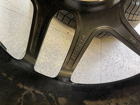 Image 5/7