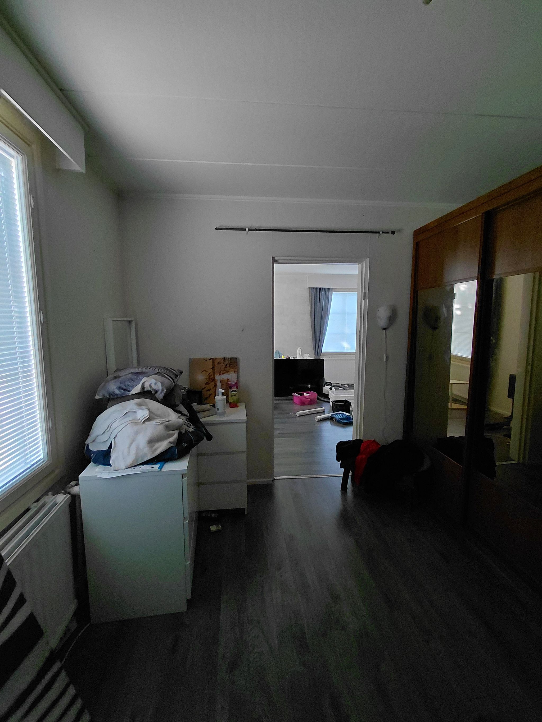Image 27/67