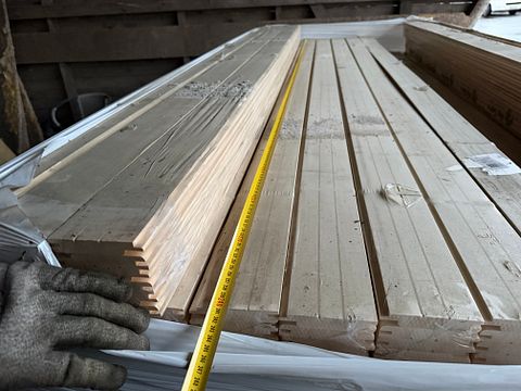 Image 6/8