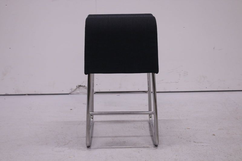 Image 2/5