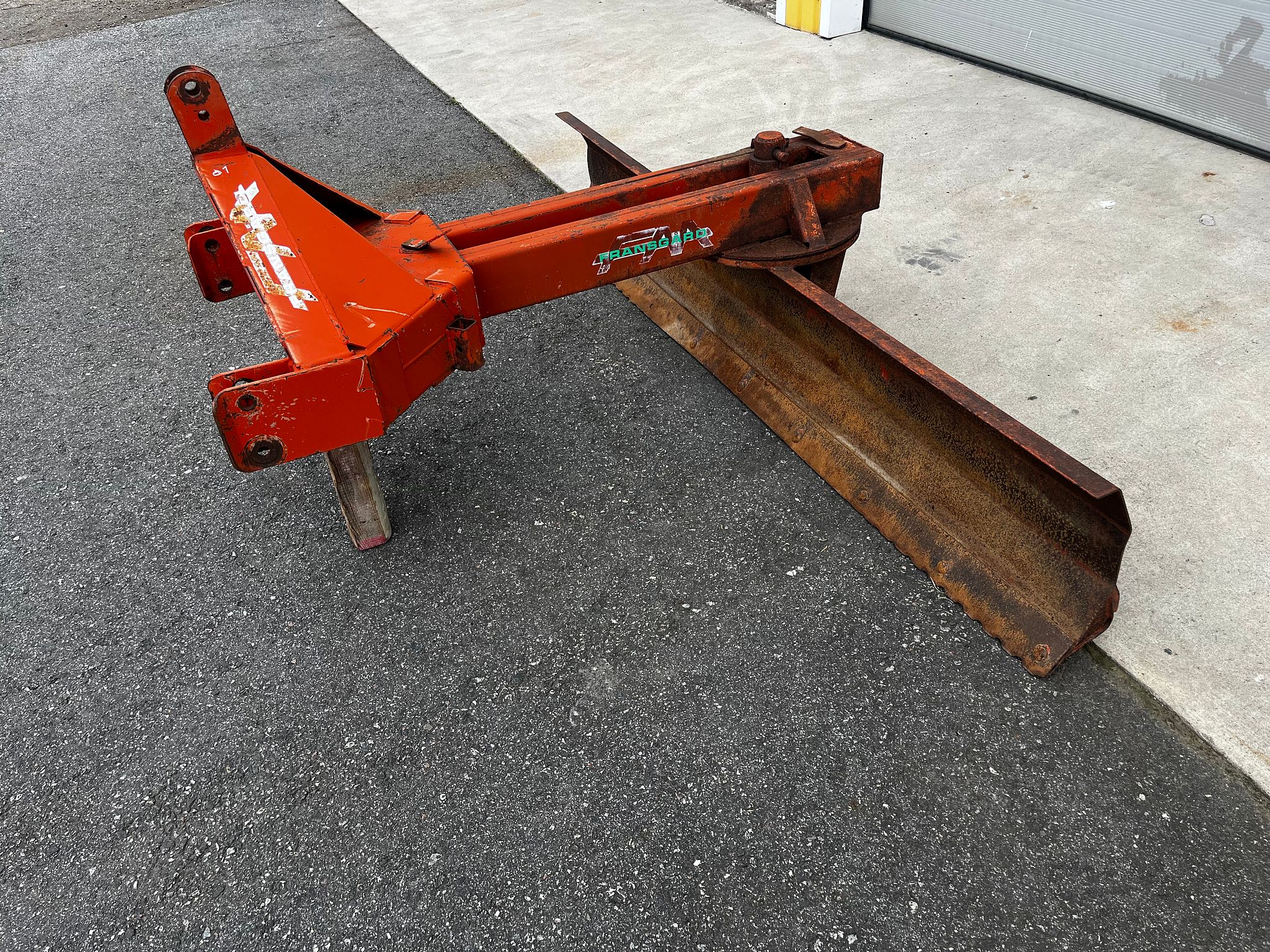 Image 6/7
