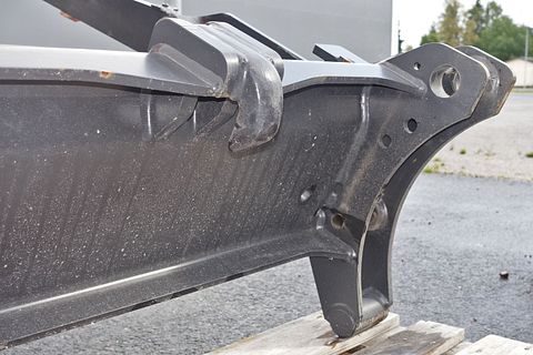 Image 3/9
