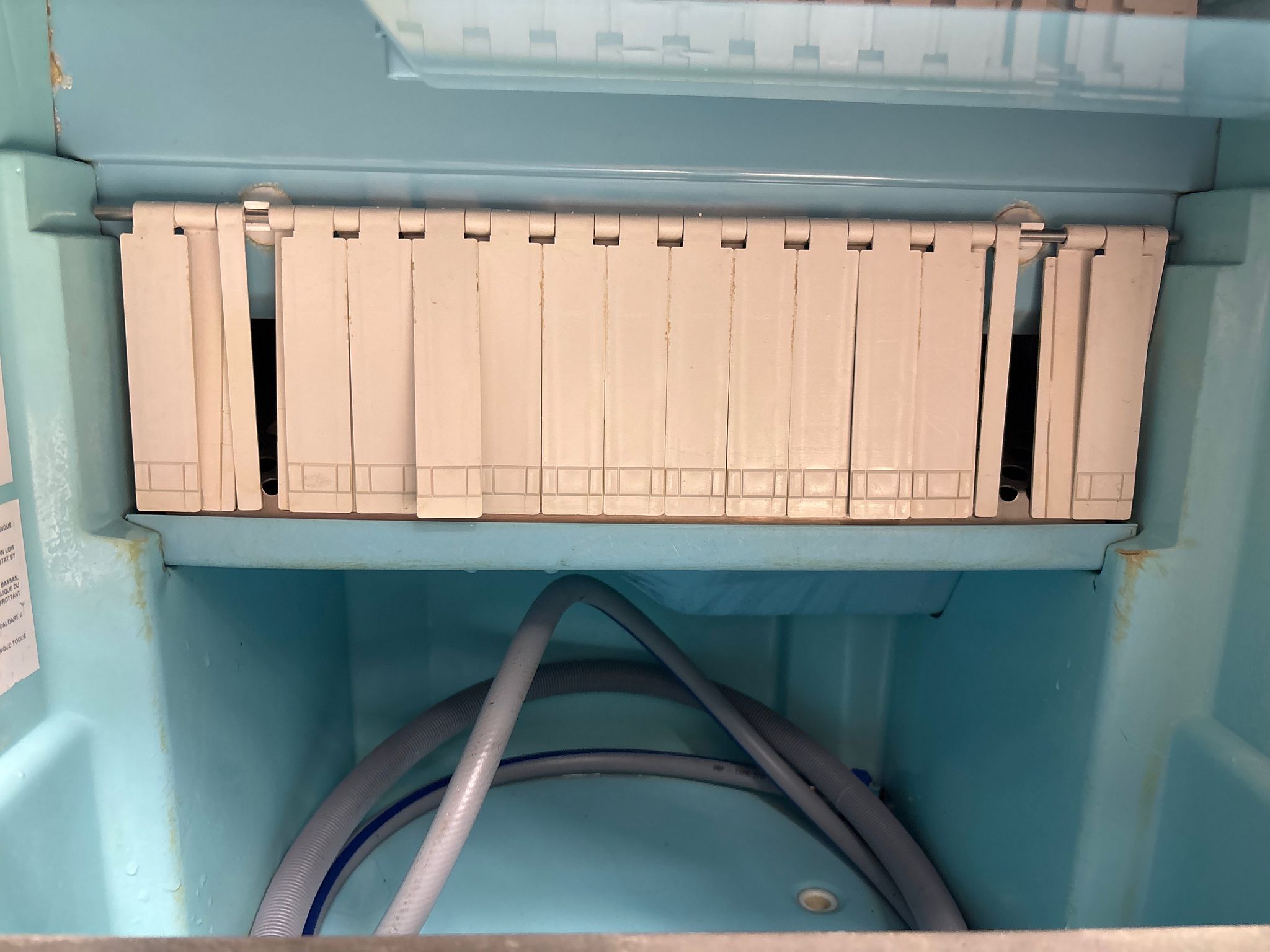 Image 3/6